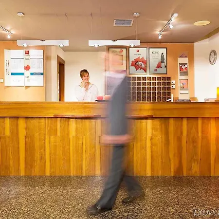 Ibis Annemasse-geneve Hotel 3*