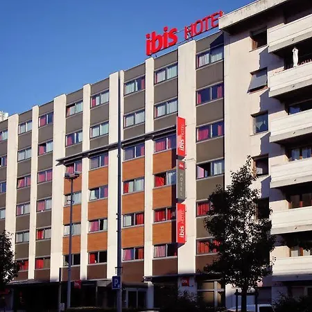 ホテル Ibis Annemasse-geneve 3*