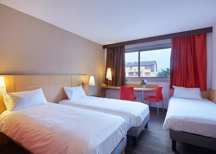 Ibis Annemasse-genève Hotel 3*