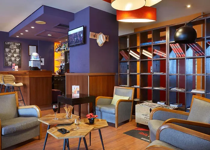 Ibis Annemasse-genève Hotel 3*