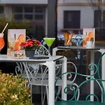 Ibis Annemasse-geneve 3* 安姆比利