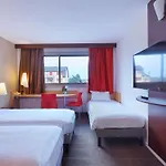 ホテル Ibis Annemasse-geneve 3*