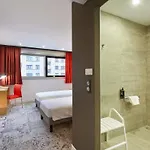 ホテル Ibis Annemasse-geneve 3*