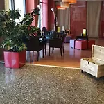 Ibis Annemasse-geneve アンビイ