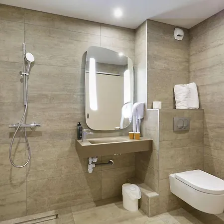 Ibis Annemasse-geneve 安姆比利
