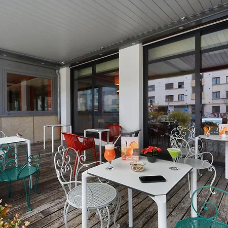 Ibis Annemasse-geneve Hotel 3*