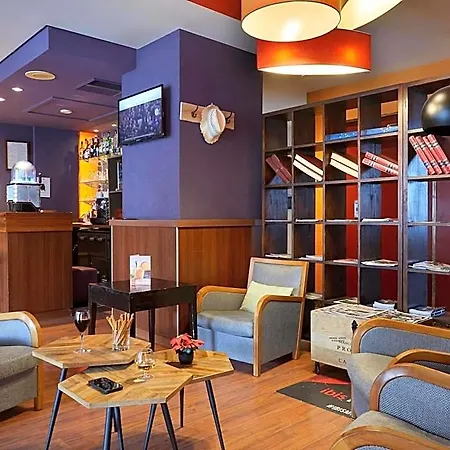 Ibis Annemasse-geneve Hotel 3*